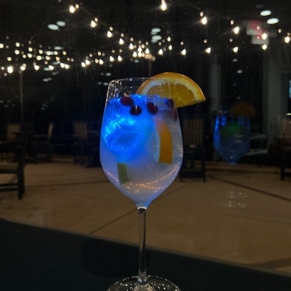 Thirsty Thursday with Unwined on the Water (at White Oak Manor)